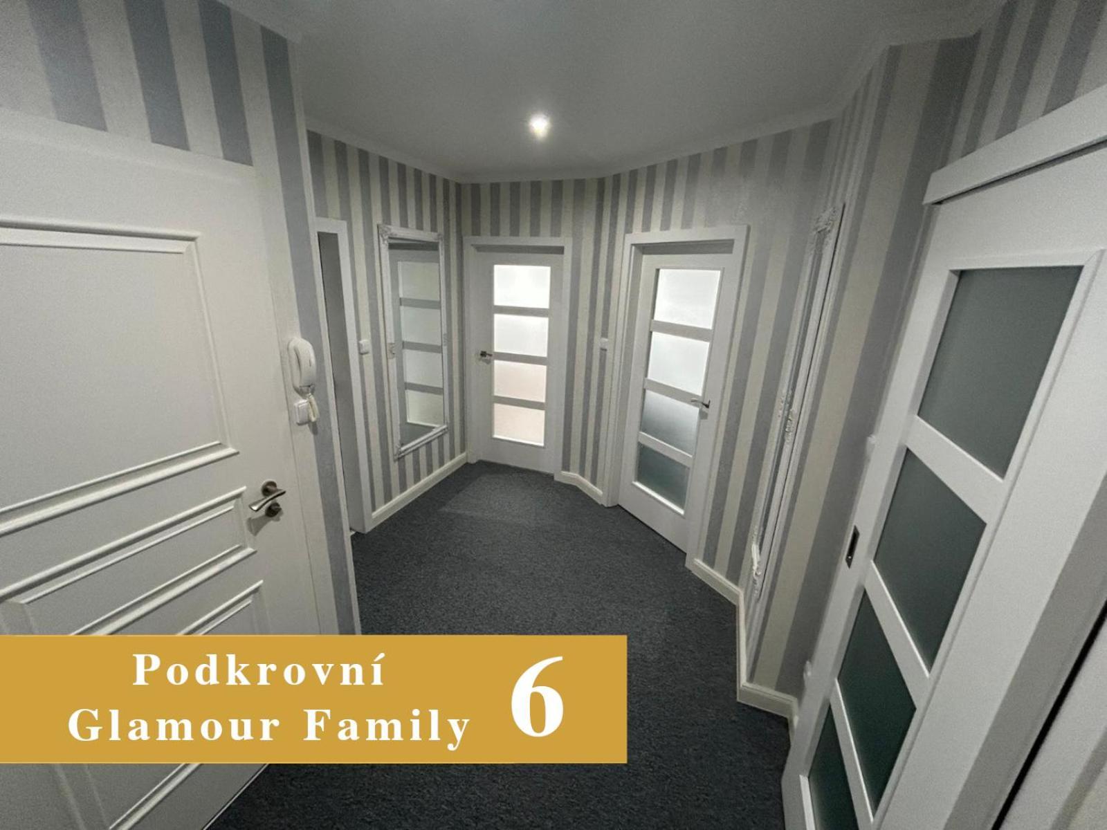Efipa Glamour Apartments Plzeň Esterno foto