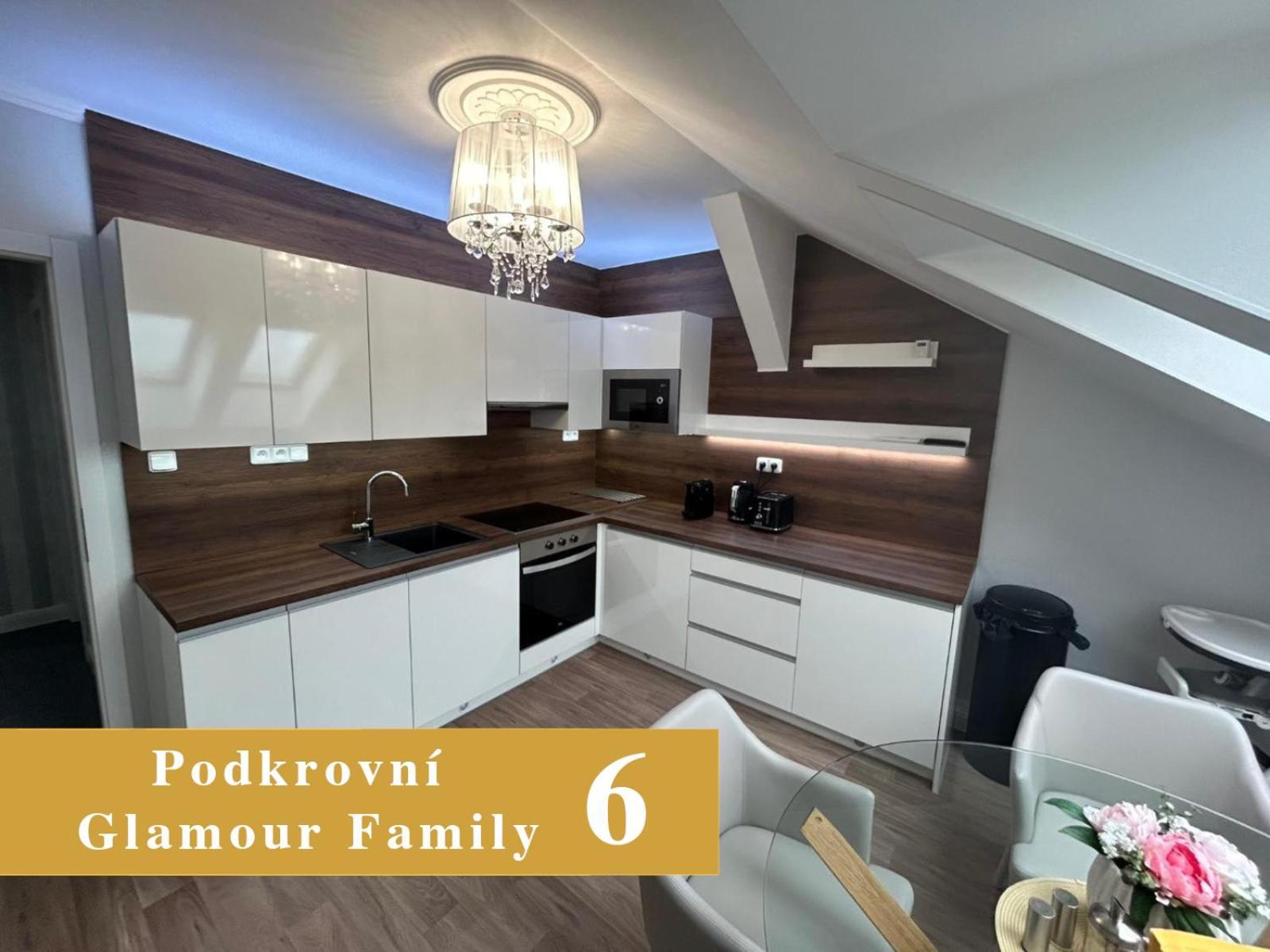 Efipa Glamour Apartments Plzeň Esterno foto