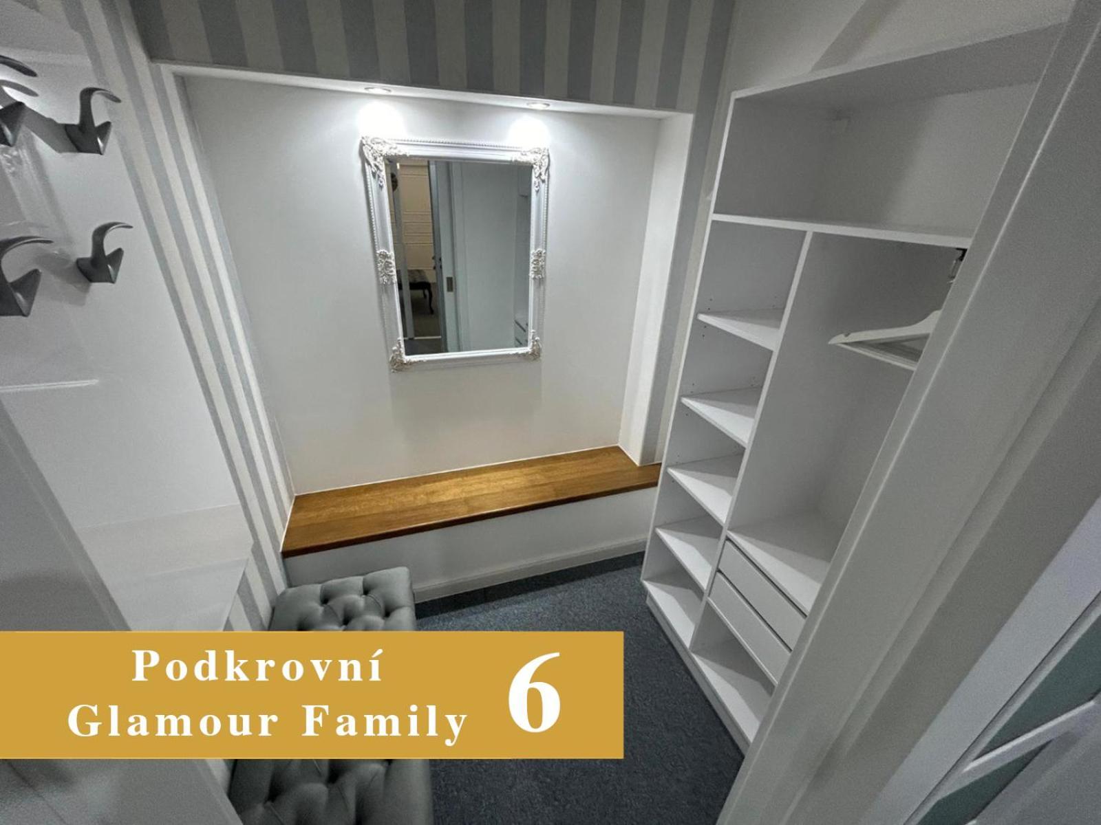 Efipa Glamour Apartments Plzeň Esterno foto