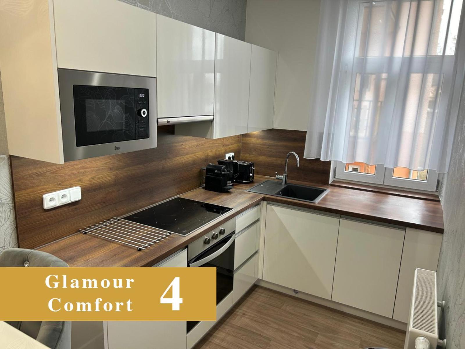 Efipa Glamour Apartments Plzeň Esterno foto