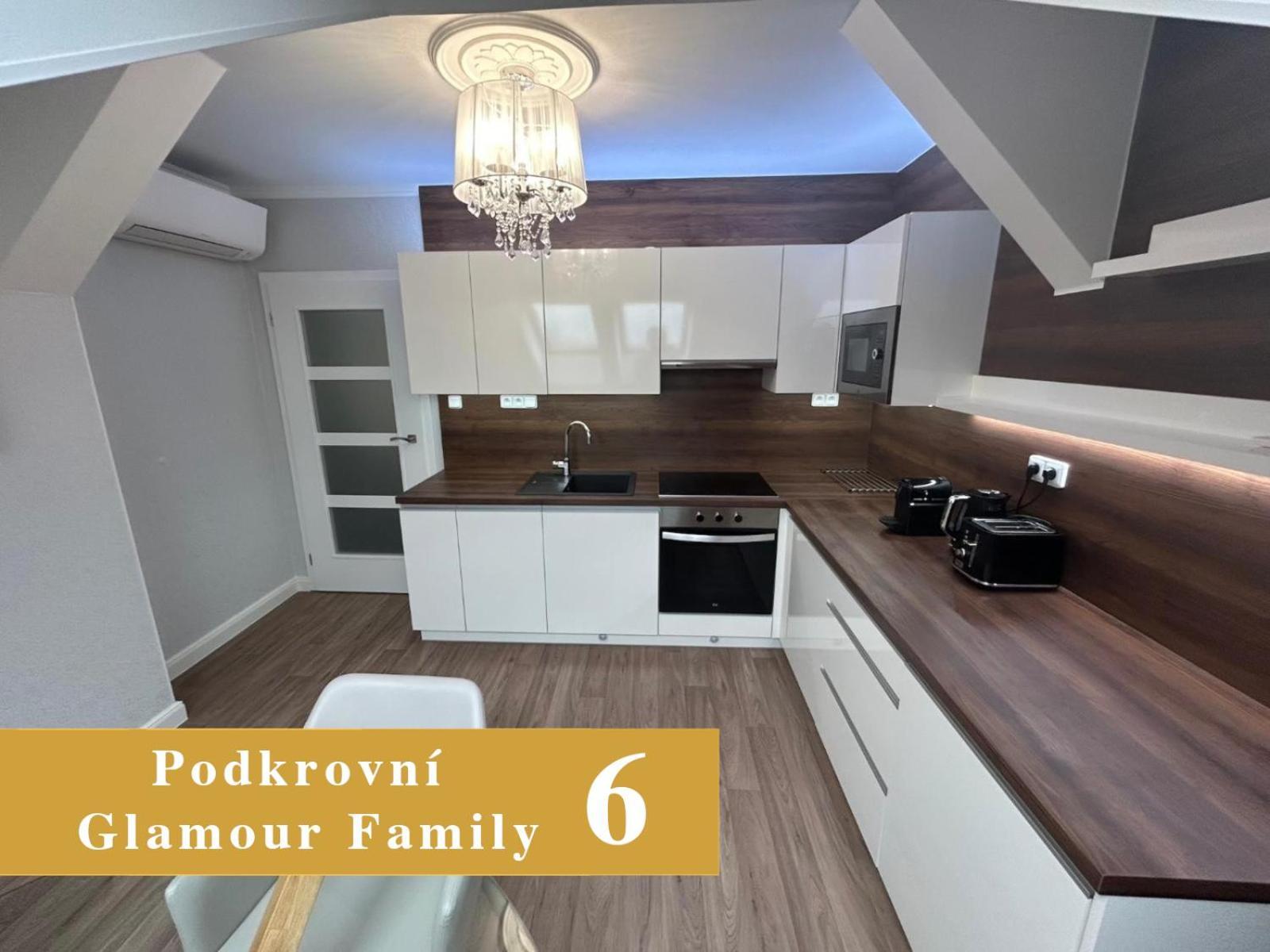 Efipa Glamour Apartments Plzeň Esterno foto