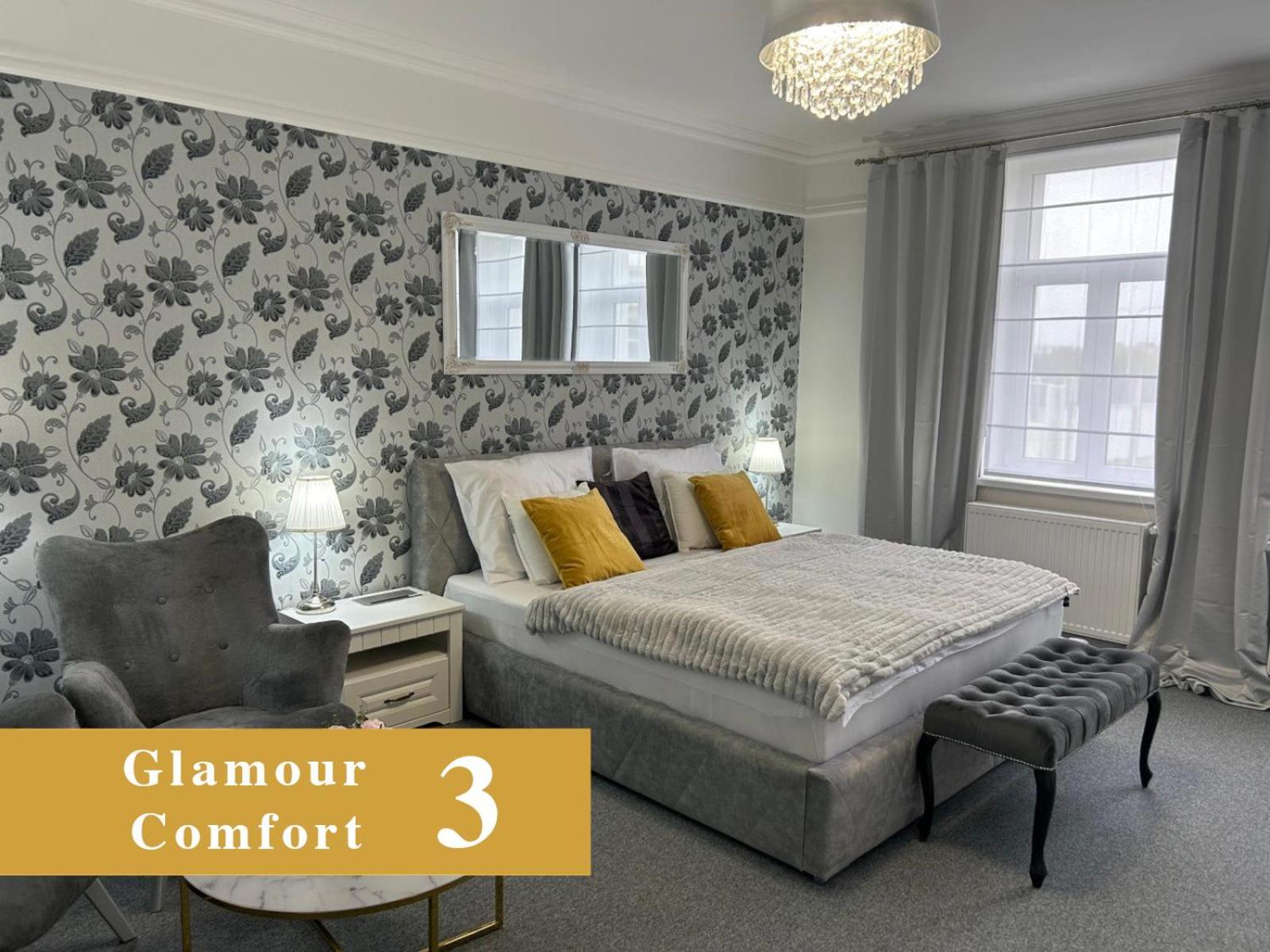 Efipa Glamour Apartments Plzeň Esterno foto