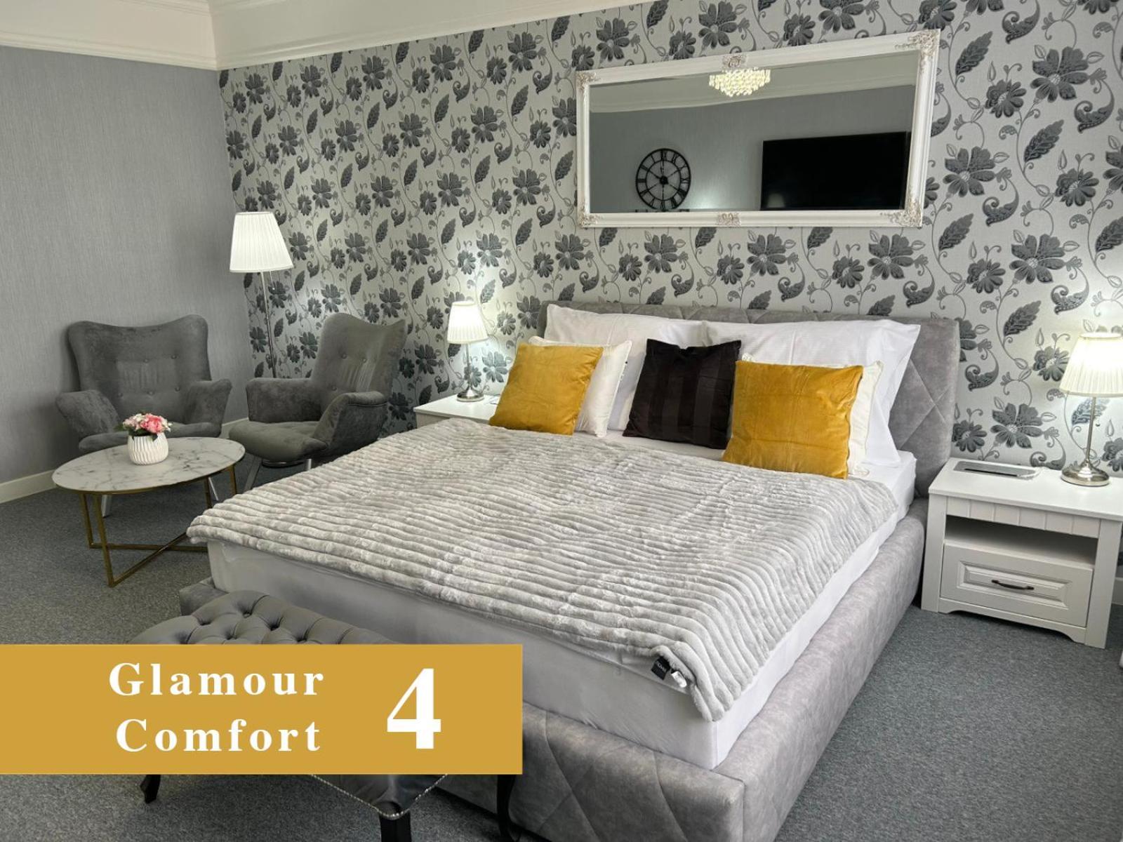 Efipa Glamour Apartments Plzeň Esterno foto