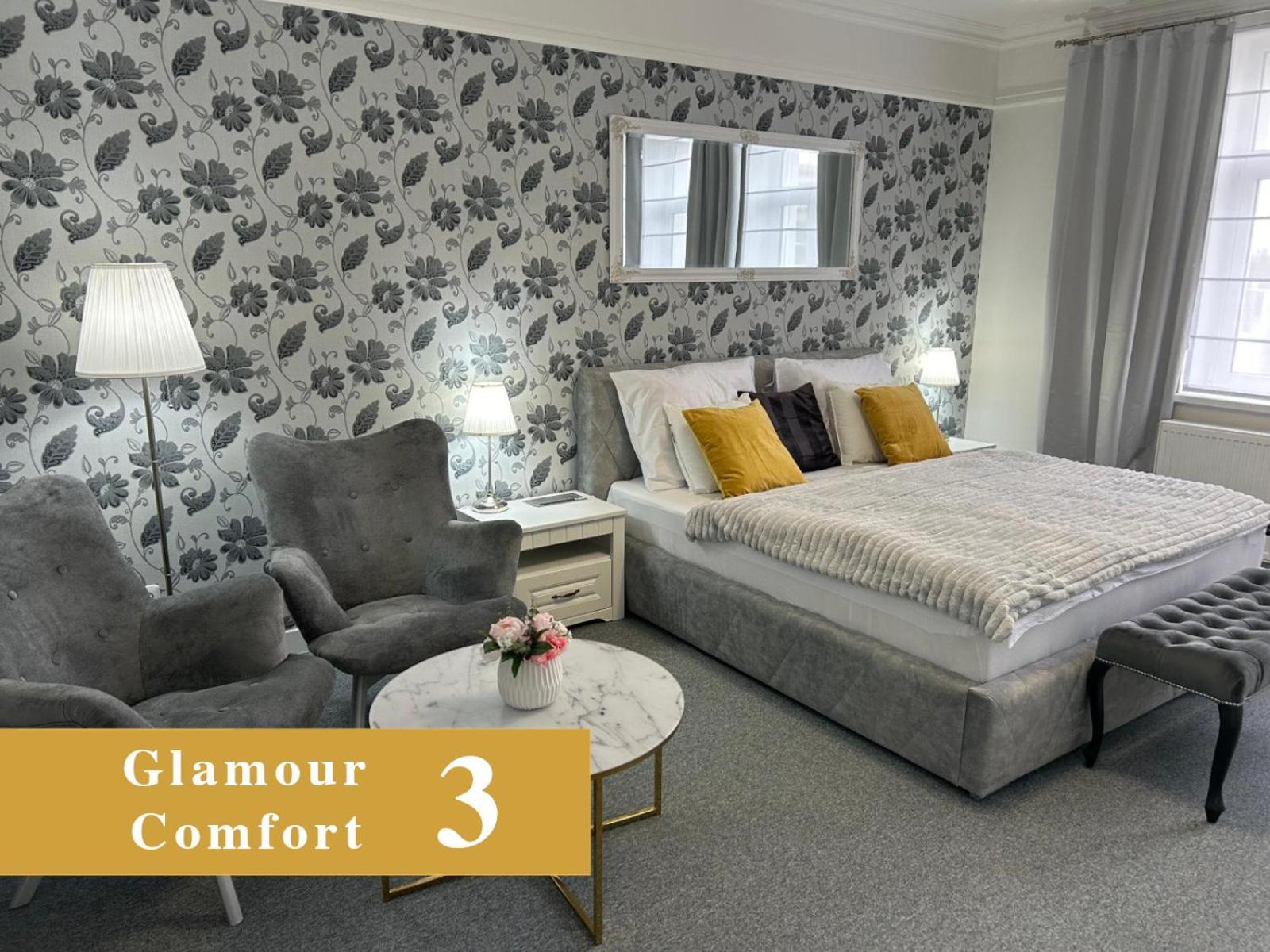 Efipa Glamour Apartments Plzeň Esterno foto